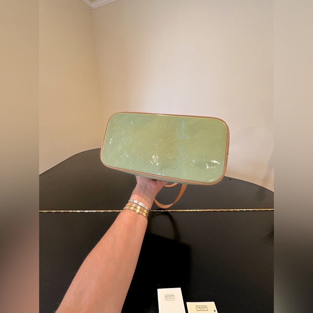 Louis Vuitton RARE Vintage Retro Luxury Minimalist Authentic Vernis Houston Bag - Picture 10 of 17